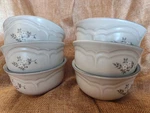 Pfaltzgraff Heirloom 4" Dessert Berry Bowls Set Of 6. Fixed Price $34.99.