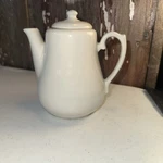 Vintage Steelite International Homer Laughlin Beverage Server-teapot Ivory. Fixed Price $12.99.