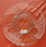 Sea Breeze Frosted 2-PIECE Chip & Dip By Crystal Clear Studios. Fixed Price $18.00.
