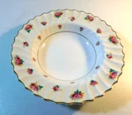 Royal Doulton "rosebud" H4845 Pattern Rim Soup Bowl (s) 1/4" Made In England. Fixed Price $7.99.