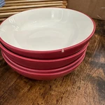 Noritake Colorwave Raspberry Pasta Bowls Set 4 Red Stoneware Chips Read. Fixed Price $34.99.