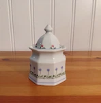 Mikasa Younger Than Springtime Floral Sugar Bowl Bali Hai L9405. Fixed Price $16.00.