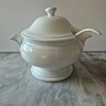 Bia Cordon Bleu White Porcelain Soup Tureen Serving Set 3.5 Qt W/ Lid & Ladle Ec. Fixed Price $64.00.