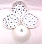 Churchill Royal Wessex Blue & White Soup Bowls Group Of 4. Fixed Price $18.00.