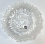 Mikasa Holiday Classics Crystal Bowl 10.5" SA520/259 Etched Winter Scene Nib. Fixed Price $10.00.