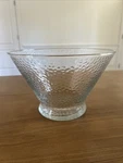 Southern Living At Home Hammered Glass Serving Bowl 10" #40939 Euc. Fixed Price $32.00.