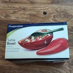 Progressive 3-PIECE Hand-painted Ceramic Pepper Shape Serving Bowl Set SWSB-3. Fixed Price $9.00.