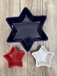 Chantal Bakeware Red, White, Blue Stars July 4TH - 3 Piece Set New. Fixed Price $29.00.