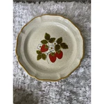 Mikasa Strawberry Festival Design Eb 801 Dinner Plate 1980S. Fixed Price $15.00.