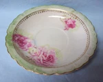 Lefton Bowl Heritage 7" Gold Trim Roses Pattern No 5694 Green Background (A2). Fixed Price $16.95.