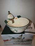 Pfaltzgraff Winterberry Holiday Christmas Snowman All Purpose Bowl 9.25"X7"X5.6". Fixed Price $16.99.
