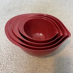 Williams Sonoma Red Nesting Mixing Bowls Set Of 4- 1,2,3 & 4QT. Great Condition. Fixed Price $45.00.