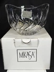 Mikasa Clear Cadence Swirl Crystal Glass Bowl In Box 4.75 Germany Excellent Con. Fixed Price $18.00.