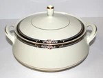 Mikasa Florisse Black L2841 Fine China 7" Round Covered Vegetable Bowl With Lid. Fixed Price $85.00.