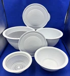 Pampered Chef 4 Pc Colanders & Bowls Set #2795 With Lid #2798. Fixed Price $37.99.