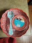Pioneer Woman 7 Piece Melamine Bpa Free Salad Bowl Serving Set. Fixed Price $48.00.