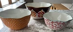 Pioneer Woman 3 Piece Floral Scalloped Edge Serving Mixing Bowl Set. Euc. Fixed Price $35.85.