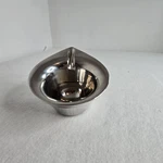 Nambe Alvaro Uribe MT0715 Stainless Steel Gravy Boat / Sauce Server 2014. Fixed Price $29.99.