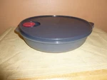 Tupperware Divided Microwave Dish 3284C-2 Vented Grey Lid Euc. Fixed Price $13.75.