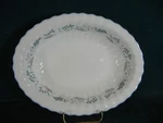 Royal Doulton Glen Auldyn H4959 Oval 10 5/8" Vegetable Serving Bowl. Fixed Price $24.95.