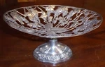 Davco Ltd Silverplate Pierced Grape Design Pedestal Center Piece Bowl. Fixed Price $23.99.