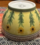 Deep Soup Cereal Bowl Pistoulet Pfaltzgraff Stoneware 205154 Yellow Daisies 6". Fixed Price $22.99.