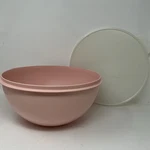 Tupperware Vintage 7.8L 32 Cup Bowl Lid Pink Usa 2539B-4 New. Fixed Price $40.00.