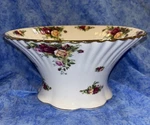 Royal Albert Old Country Roses Large Fluted Footed 9.5 Serving Bowl England. Fixed Price $50.00.