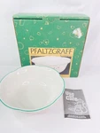 New Pfaltzgraff Winterberry Pasta Veggie Serving Ceramic Christmas Bowl Holly. Fixed Price $22.99.