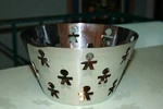 Alessi Girotondo Open Work Round Silver Stainless 9" King Kong Fruit Holder Bowl. Fixed Price $80.00.