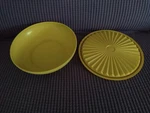 Vintage Tupperware, Harvest Gold, Salad Cereal Bowl, 890-20 & Cover Lid 808-33. Fixed Price $8.99.