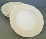 4 Lenox Accoutrements Cornelia Cream Scalloped Soup/cereal Bowls Anna Griffin. Fixed Price $124.95.