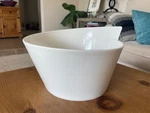 Villeroy & Boch New Wave Large Round Salad Bowl. Fixed Price $65.00.