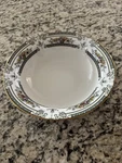 Mikasa Cambridge L9015 Fine China Bowl. Fixed Price $25.00.