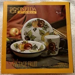 Oneida Vintage Fruit 3 Piece Kitchen Tableware Set Salad Plate Cereal Bowl Mug. Fixed Price $15.99.
