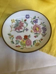 Donghia For Toscany Laurelwood Pattern Ceramic And Brass Bowl.. Fixed Price $12.00.
