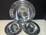 Wilton Armetale Reggae Vintage Party Serving Bowls Lg & Sm 12.5" 8. Fixed Price $88.00.