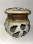Pottery Garlic/onion Bowl With Lid 6 Tall 5 Inch Top Diameter Helps Last. Fixed Price $18.85.