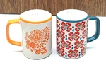 Pioneer Woman Ree Drummond Flea Market Ceramic Floral Salt & Pepper Shaker Set. Fixed Price $13.97.