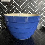 Crate & Barrel 9.5" Large Blue Parker Beehive Ceramic Mixing Bowl Nesting Ribbed. Fixed Price $32.00.