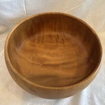 Pacific Merchants Acacia Wood Round Calabash Bowl Handcrafted 9 Across 4 Tall. Fixed Price $20.23.
