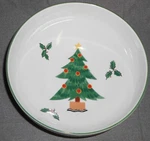 Mikasa Fashion Plaza Christmas Glow Pattern Serving Or Vegetable Bowl. Fixed Price $31.99.