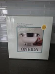 Oneida Silverplate Paul Revere Reproduction 10 Footed Bowl With Clear Liner Nos. Fixed Price $35.95.