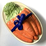 Pfaltzgraff Ceramic Serving Bowl Dish Carrot Lid. Fixed Price $24.75.
