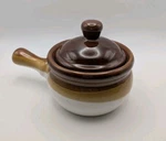 4 French Onion Soup Crock Bowls With Handles & Lids, Stoneware Gibson Home. Fixed Price $28.80.