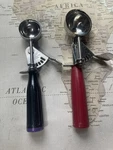 Vollrath Japan 86 Ice Cream Scoop Set Of 2 Black & Red Handles. Fixed Price $16.00.