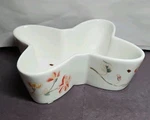 Lenox Butterfly Meadow Shaped Trinket Dish Ladybug Flowers Bee. Fixed Price $14.95.