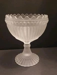 Iittala Marimekko Mariskooli Frosted Clear Glass Compote Pedestal Bowl Large 6". Fixed Price $54.95.