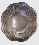 Lenox "butterfly Meadow" Qt Metal Serveware Bowl #6192330 Diameter 12" T4". Fixed Price $17.00.