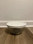 Vintage Pyrex 7402-S Clear Scalloped 6 Cup 1.5 Liter Glass Bowl. Fixed Price $16.50.